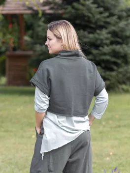Kámzsás nyakú rövid felső