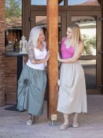 Húzott virágos szoknya