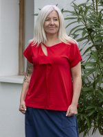 Csavart nyakú póló