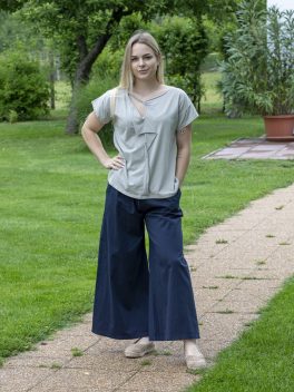 Csavart nyakú póló