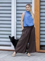 Ujjatlan kámzsás nyakú len felső