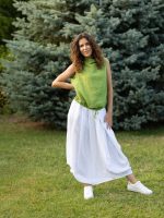 Ujjatlan kámzsás nyakú len felső