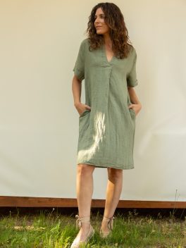 Álló galléros len rövid ruha