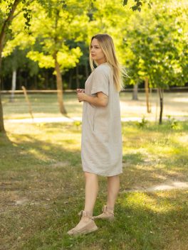 Álló galléros len rövid ruha