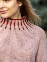 Csík mintás kötött pulóver