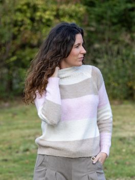 Vastag csíkos kötött pulóver