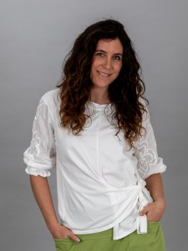 Hímzett ujjú pamut felső