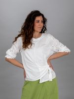 Hímzett ujjú pamut felső