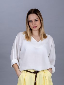 Hátul masnis felső