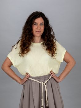 Gyűrt viszkóz felső