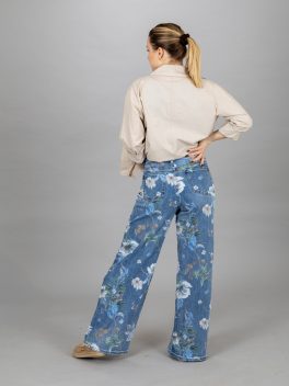 Virágos bő szárú farmer nadrág