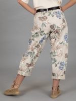 Rózsás vászon nadrág övvel